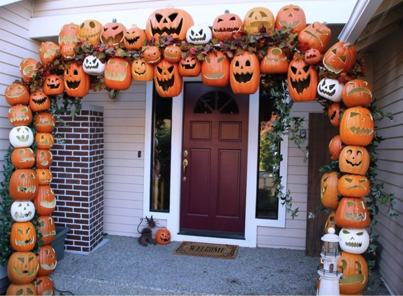 Halloween Decorated Houses